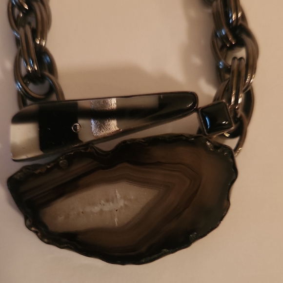 Multicolor Signed Chain Necklace - Picture 8 of 8